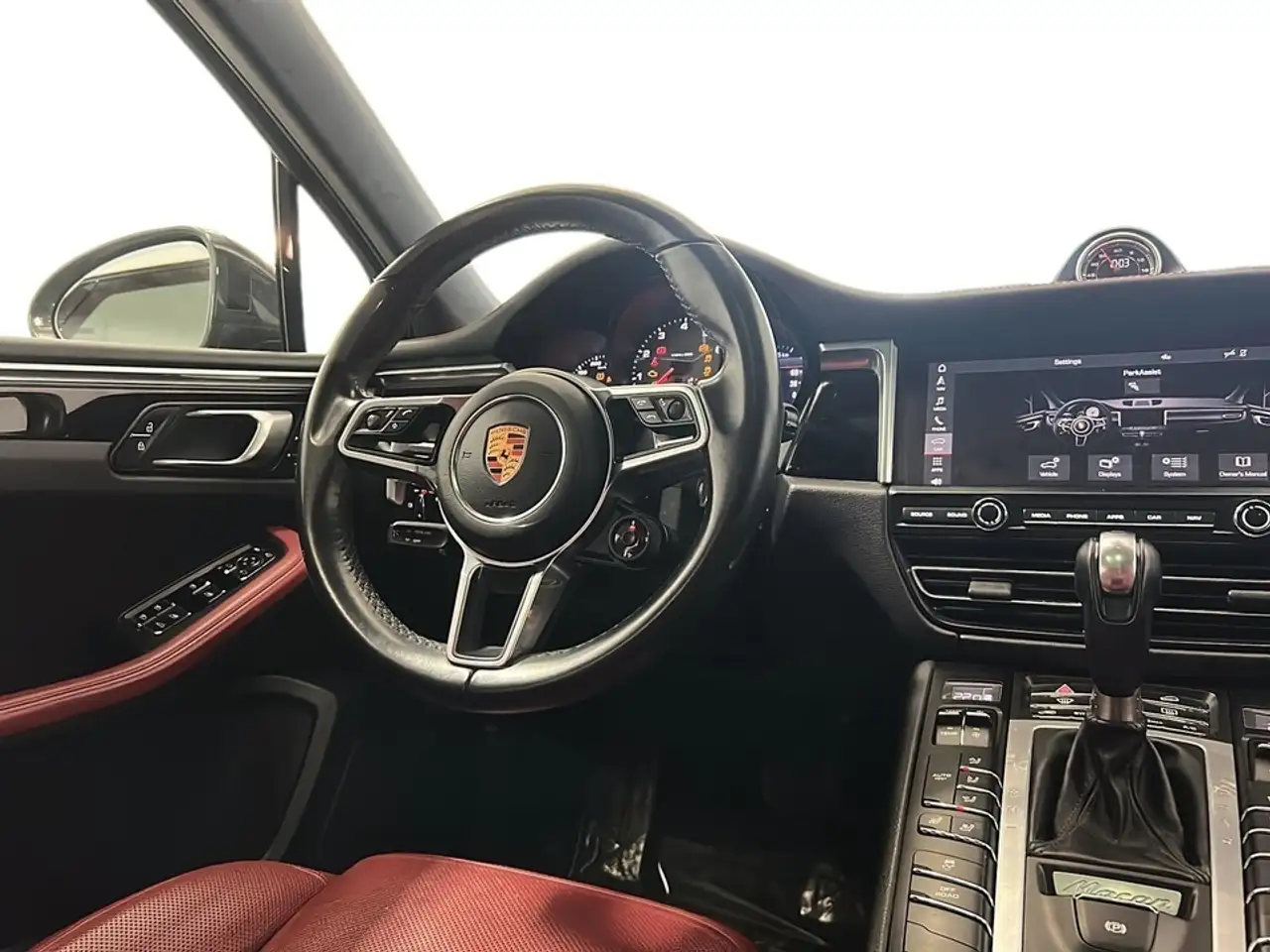 Porsche Macan снимка Porsche Macan