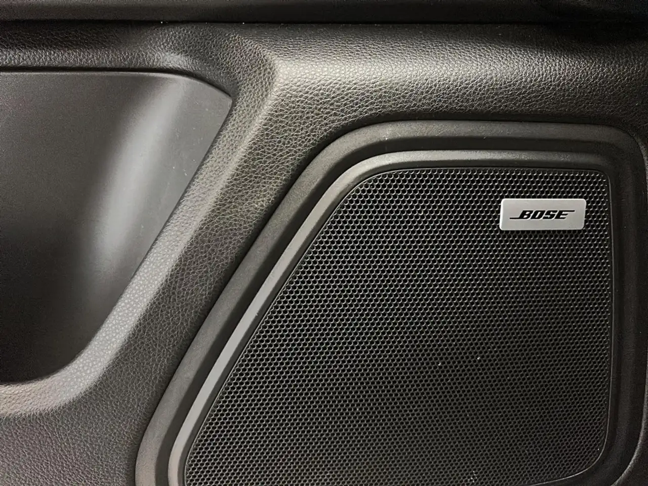 Porsche Macan снимка Porsche Macan