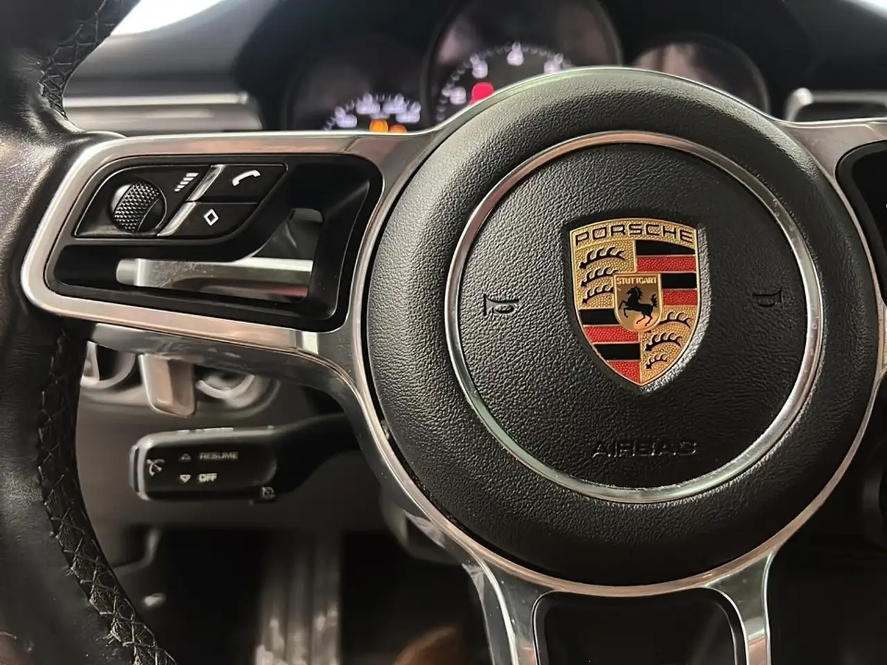 Porsche Macan снимка Porsche Macan