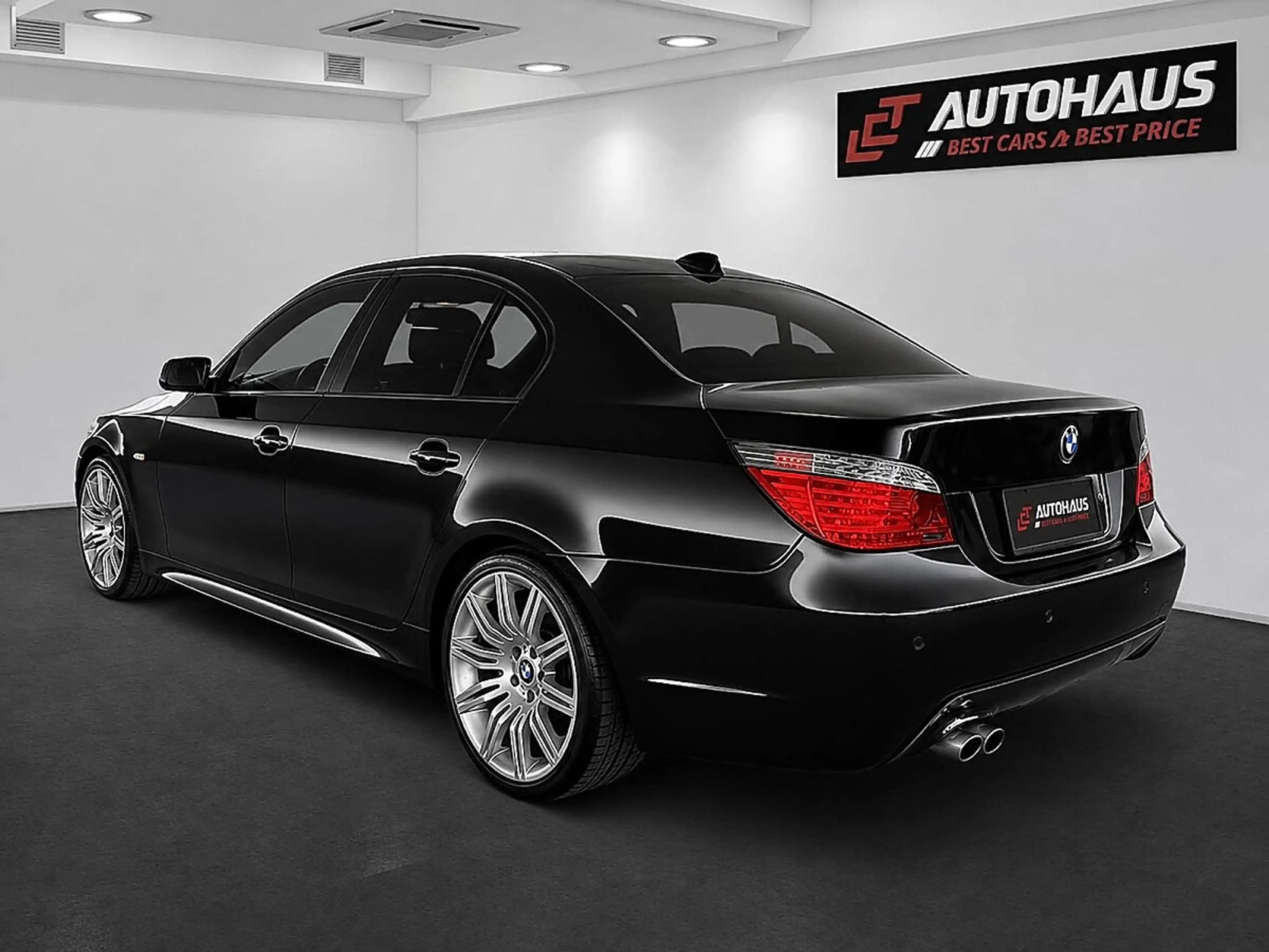 BMW 525 i Aut. | M-PAKET AB WERK | PICKERL NEU BIS 04/2... — photo 3