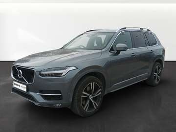 D5 Momentum 7pl. AWD 235 Aut.