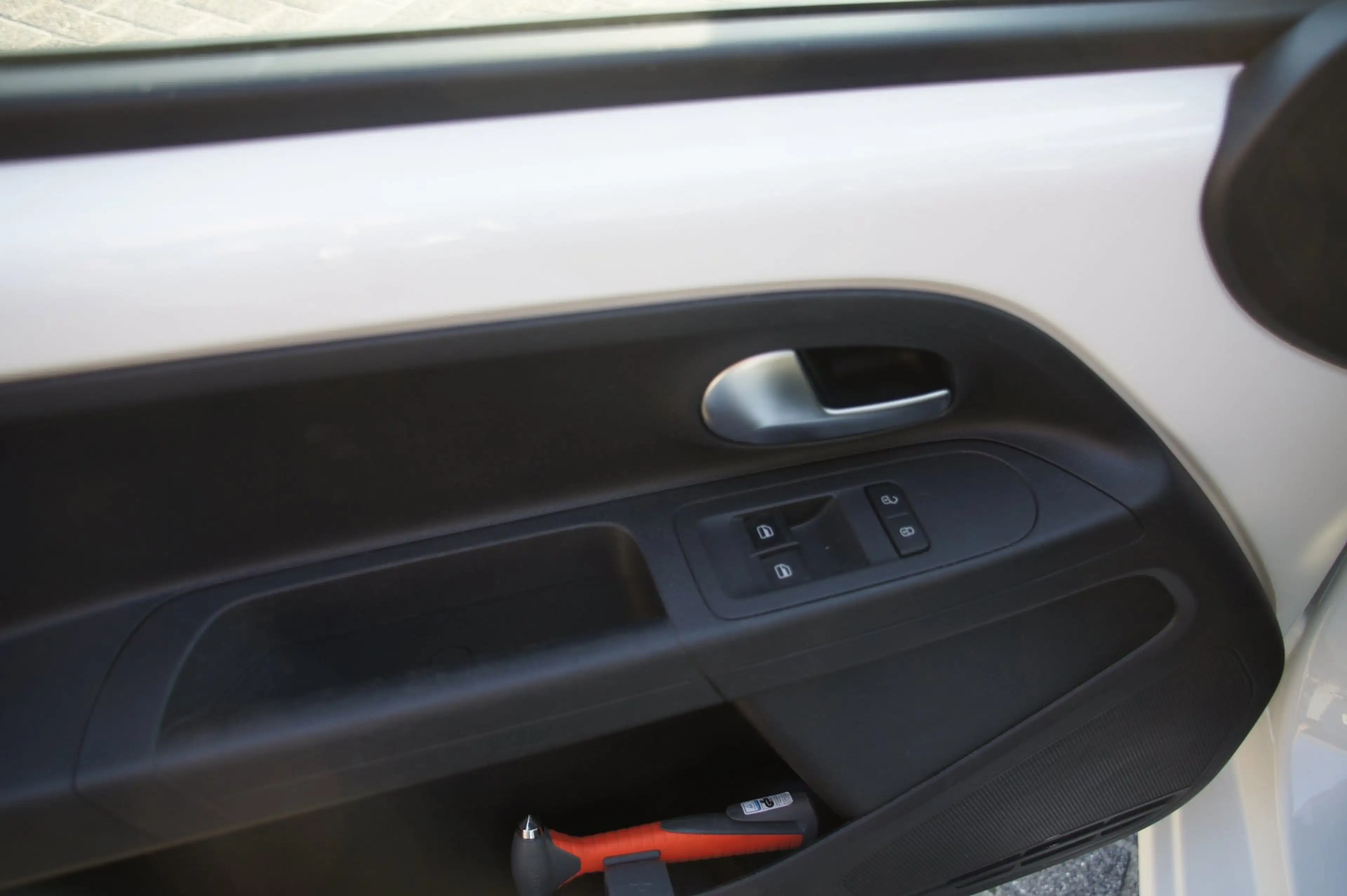 Volkswagen up! 1.0 — photo 5
