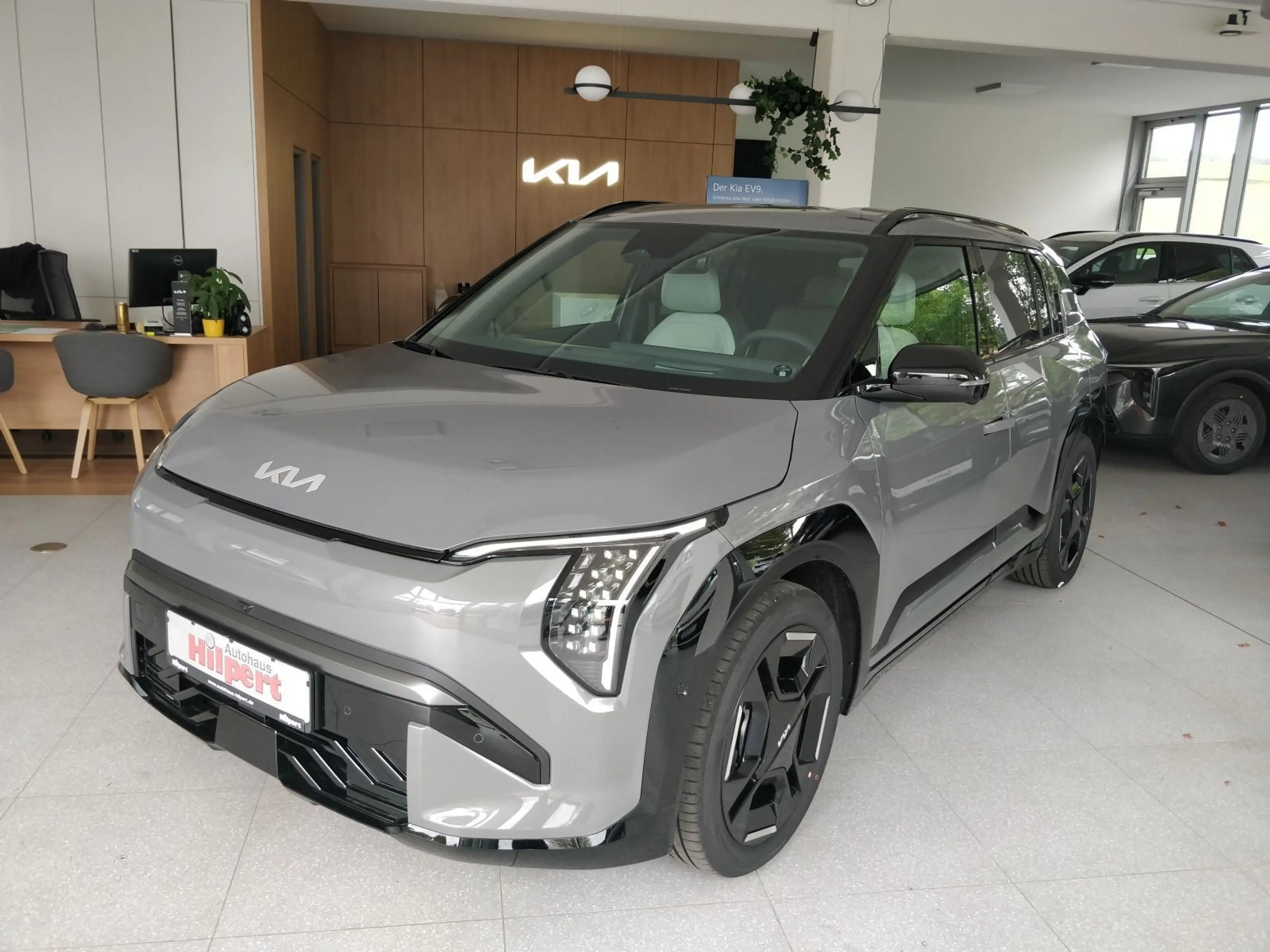 Kia EV3 81,4 GT-Line 204PS AHK WÄRME 360 SHZ 19"ALU — photo 2
