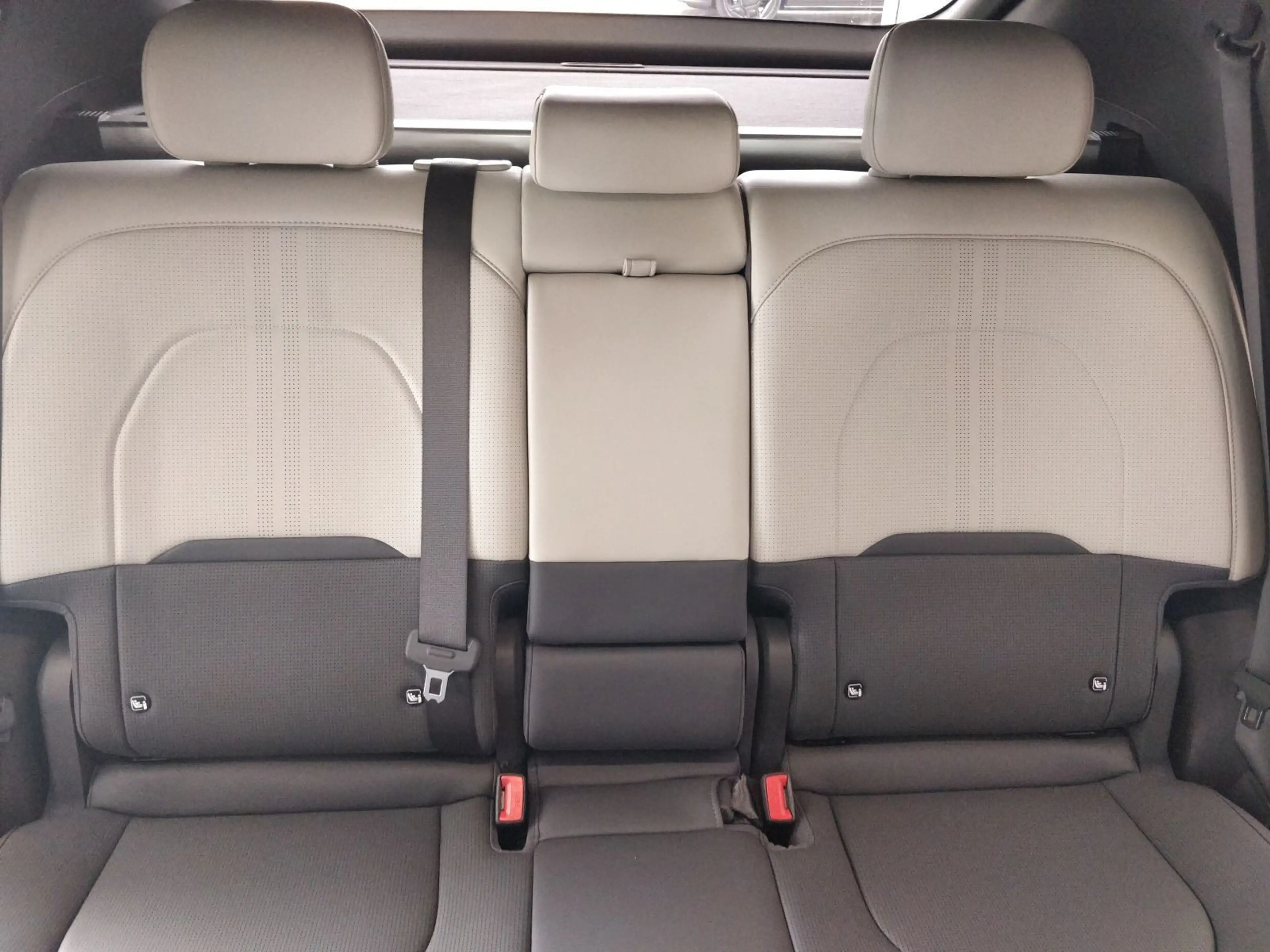 Kia EV3 81,4 GT-Line 204PS AHK WÄRME 360 SHZ 19"ALU — photo 14