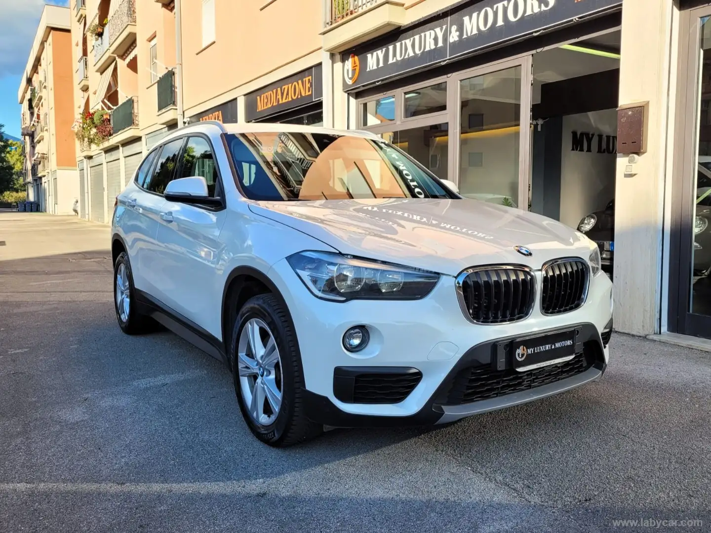 BMW X1 sDrive18d Advantage P.CONS*EURO6B Bianco - 1