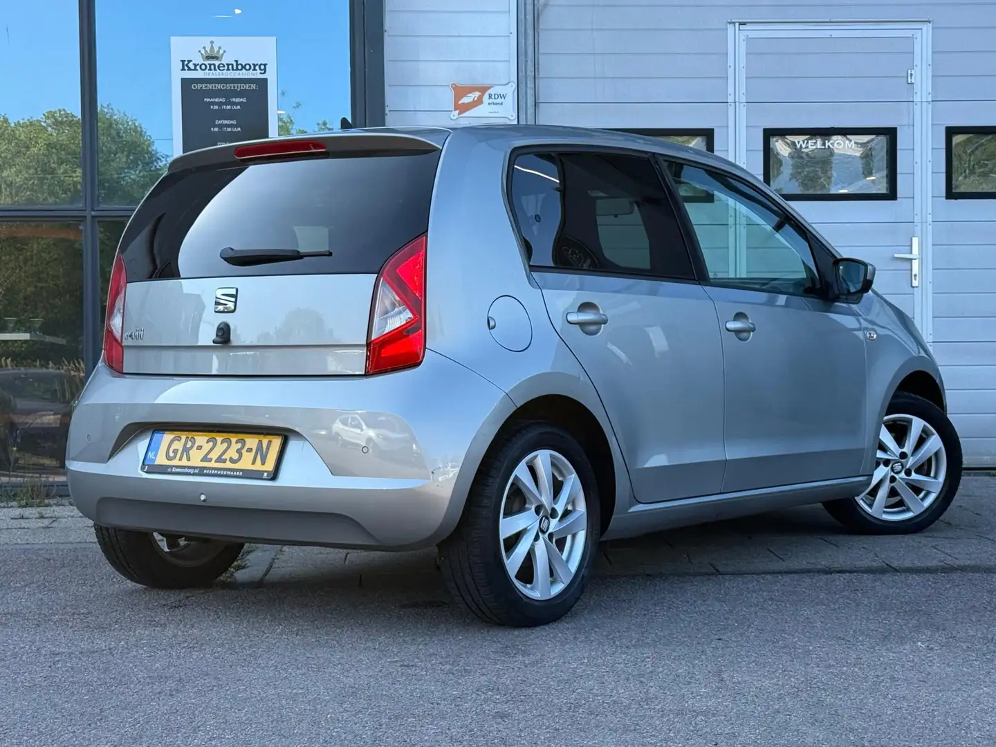 SEAT Mii 1.0 Sport Connect, AUTOMAAT, CRUISECR Grijs - 2