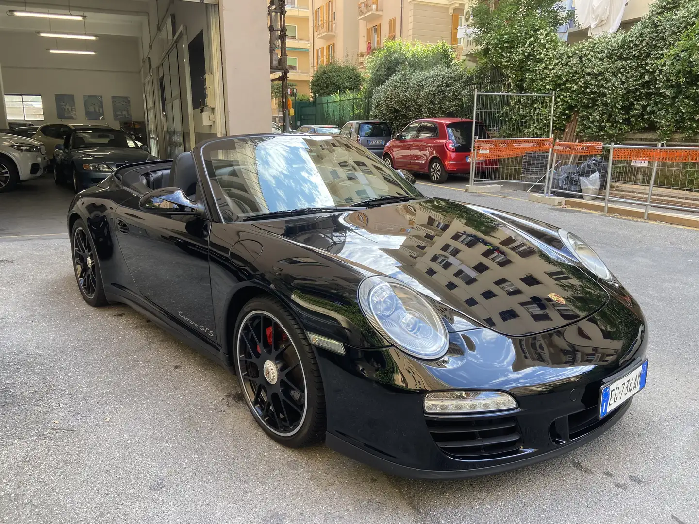 Porsche 997 911 997 Carrera GTS Cabrio PDK Schwarz - 2