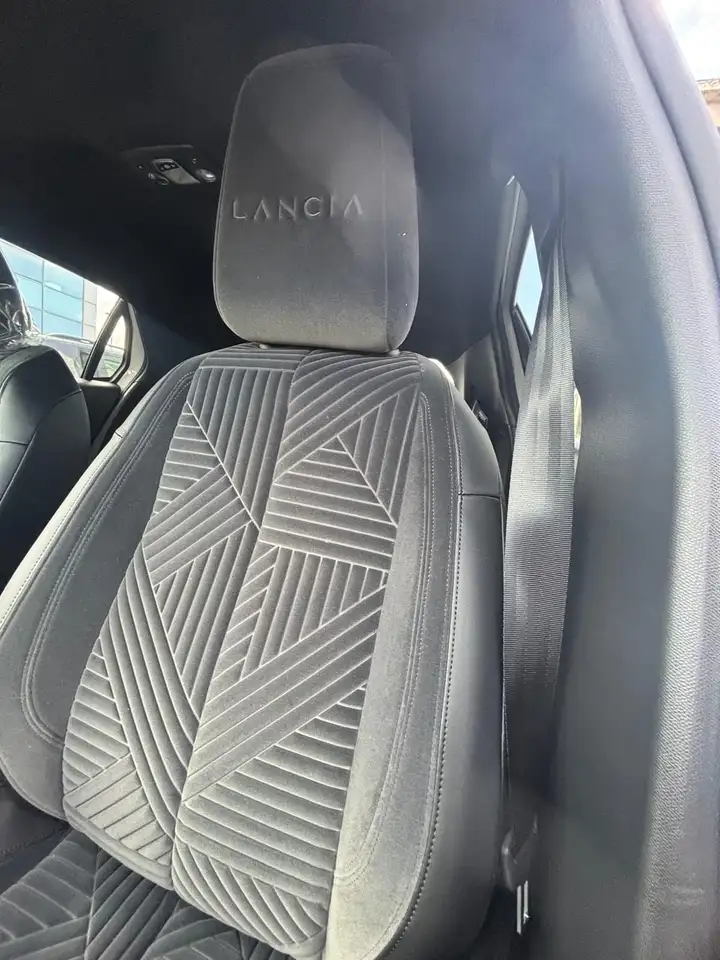 Lancia Ypsilon 2026 — фото 10