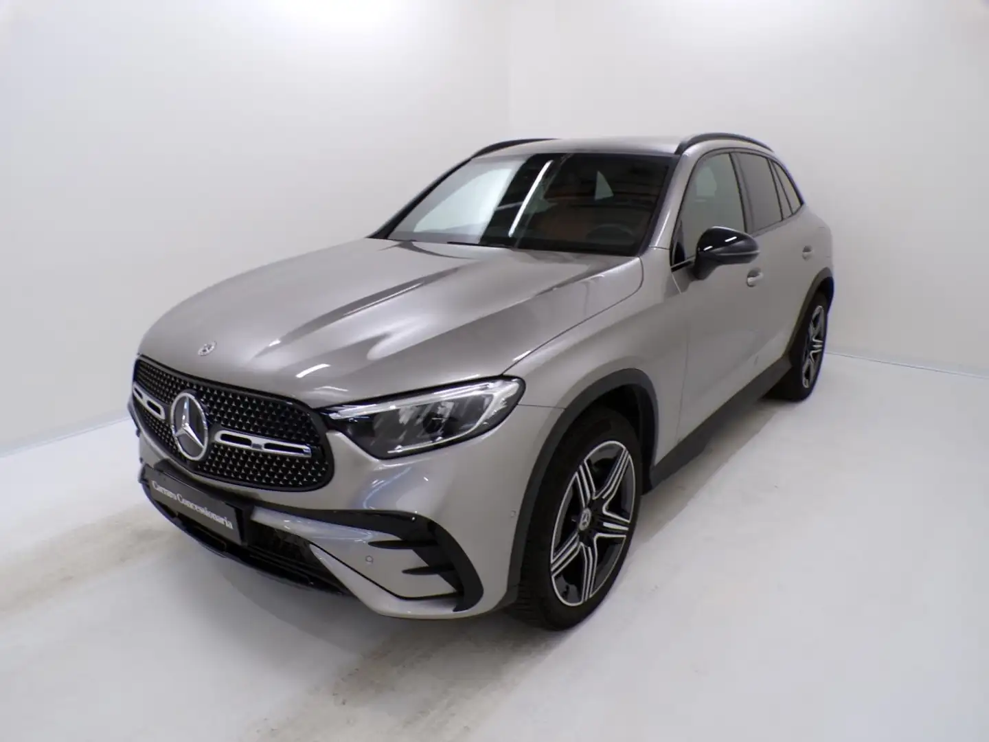 Mercedes-Benz GLC 300 de 4M Plug-in Hyb. AMG ADVANCED P Grigio - 1