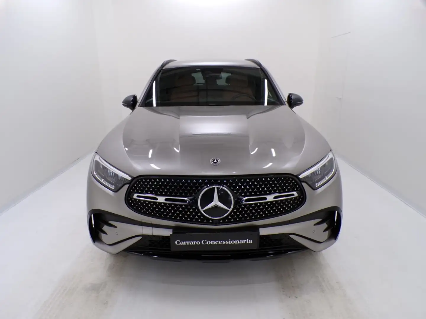 Mercedes-Benz GLC 300 de 4M Plug-in Hyb. AMG ADVANCED P Grigio - 2