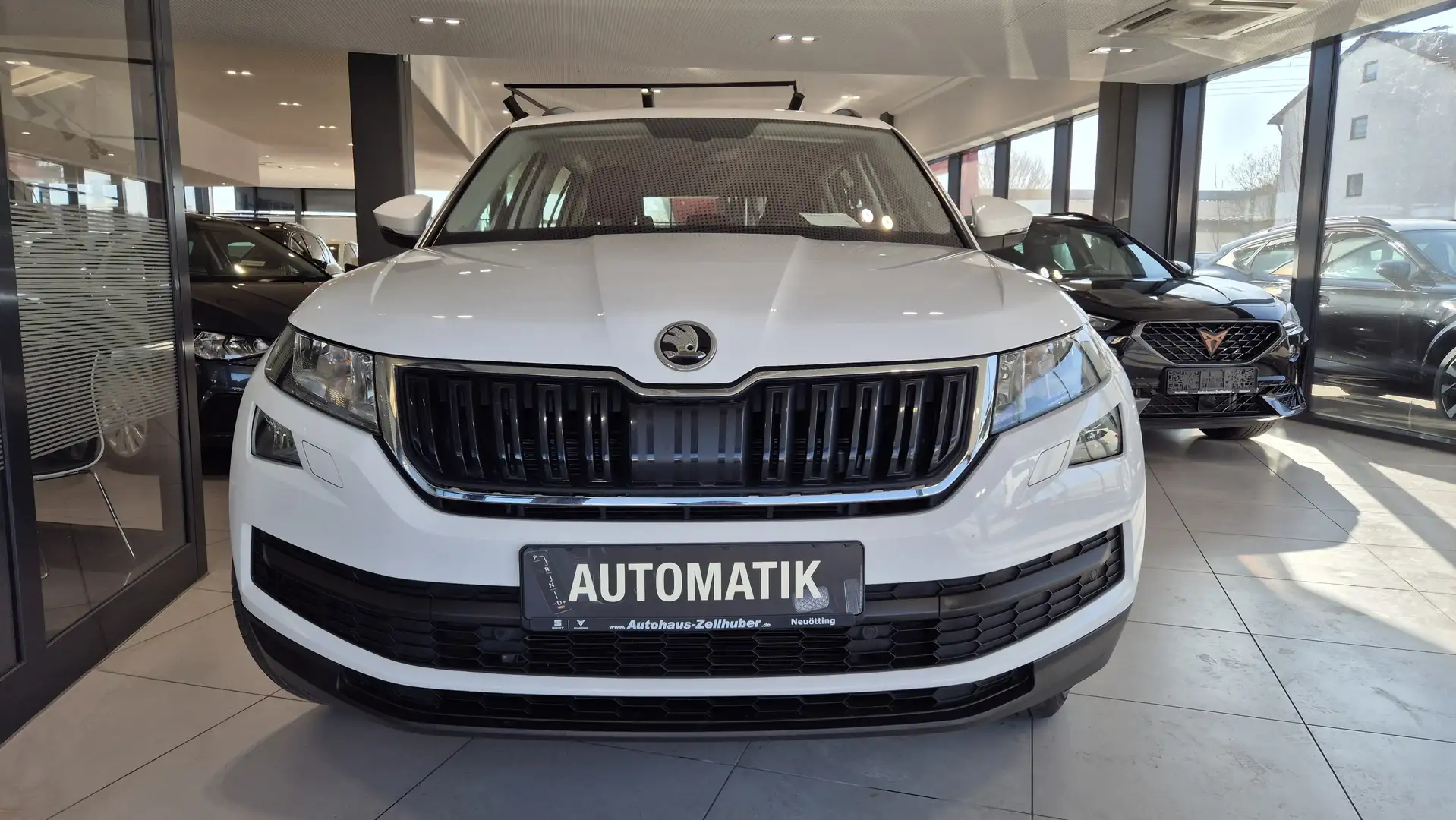 Skoda Kodiaq 1.5 TSI DSG *AHK*El. Heck*Smart-Link* Weiß - 2