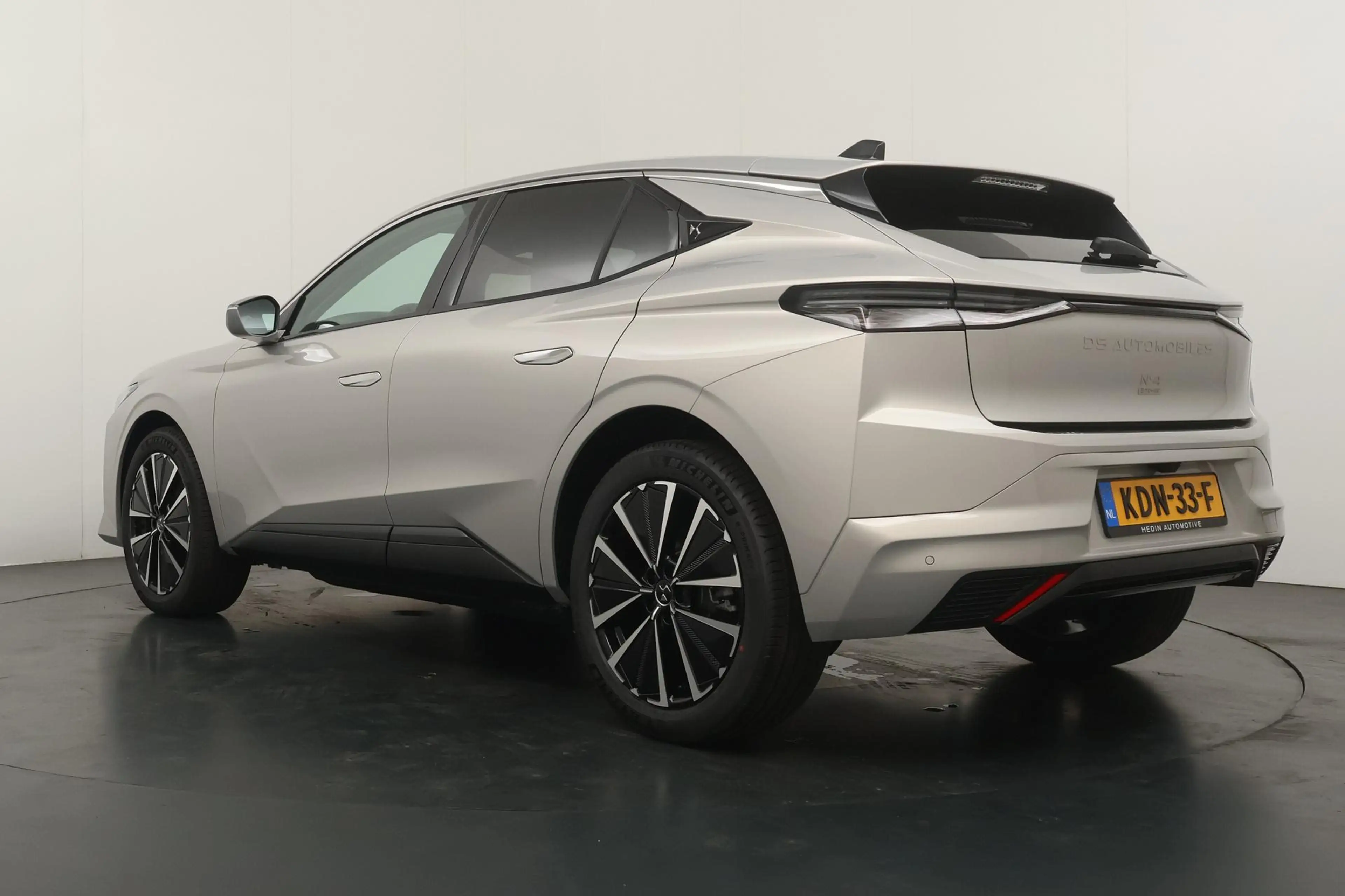 DS Automobiles DS 4 No E-Tense Etoile Absolute Comfort Pack 58.3 kWh | — photo 11