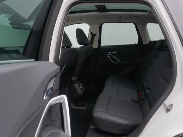 BMW X1 view 25
