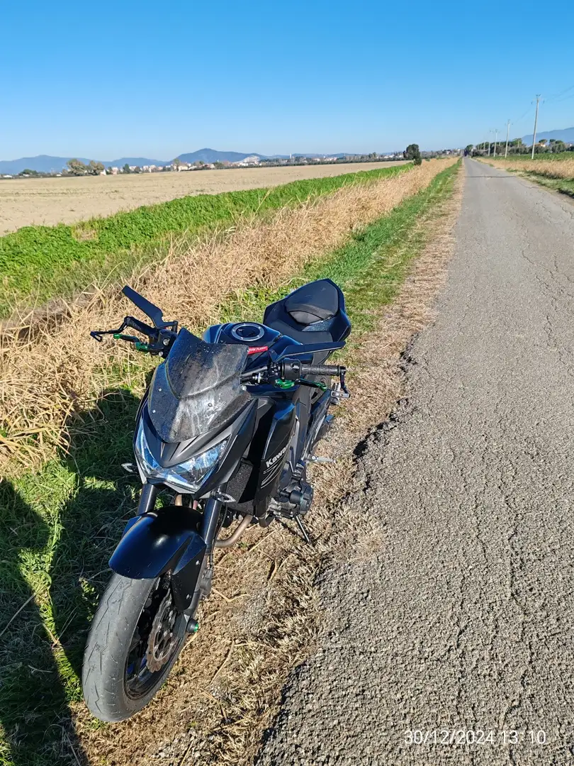 Kawasaki Z 800 depotenziata a libretto Negro - 1