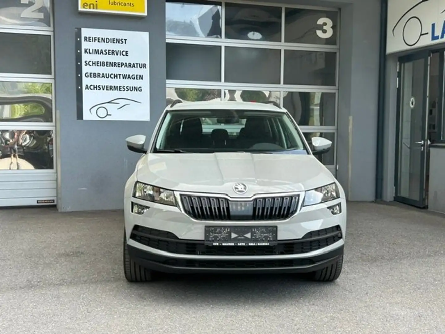 Skoda Karoq Ambition 4x4 Grau - 2