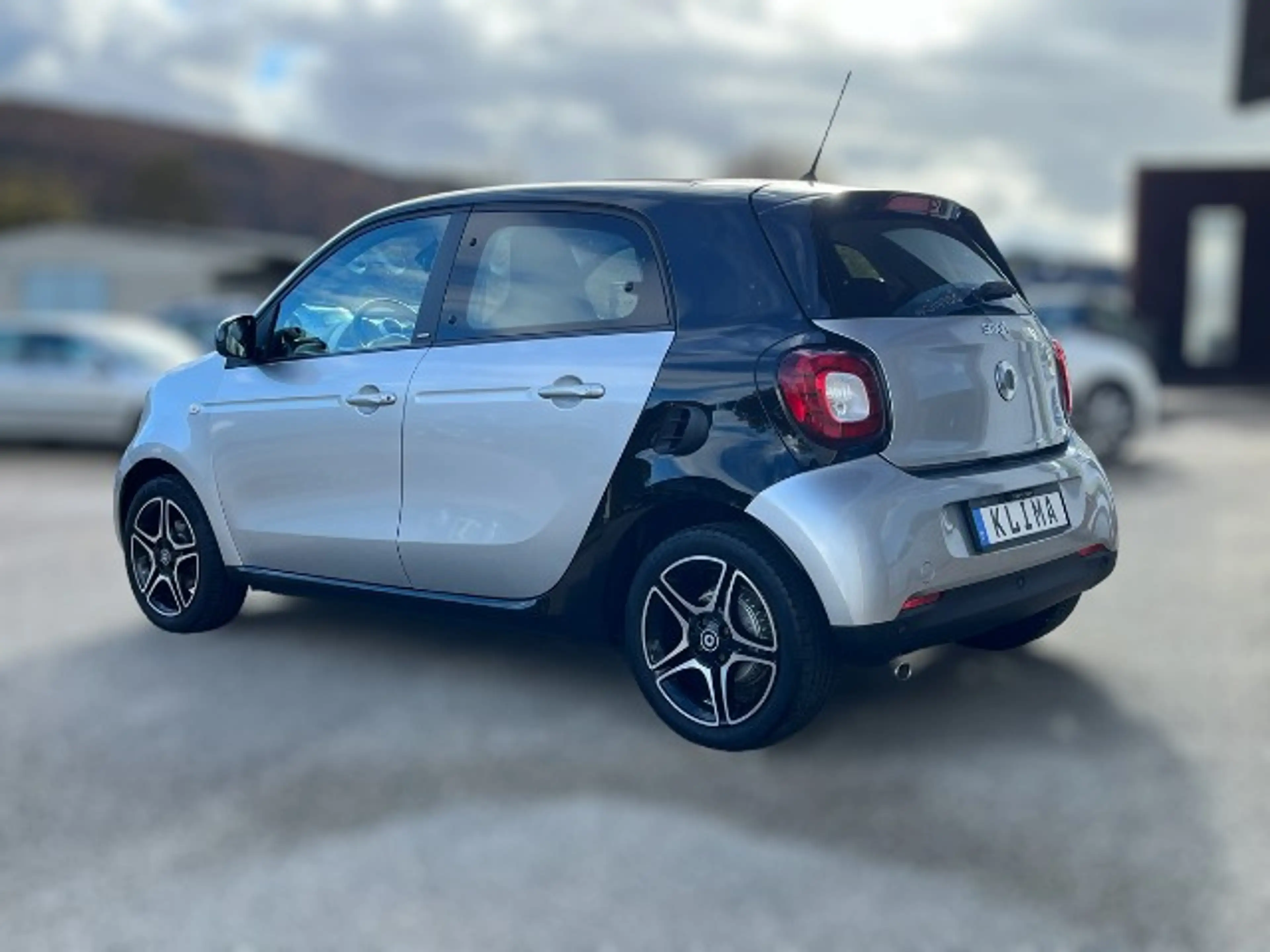 smart forFour passion NAVI // FALTDACH — photo 3