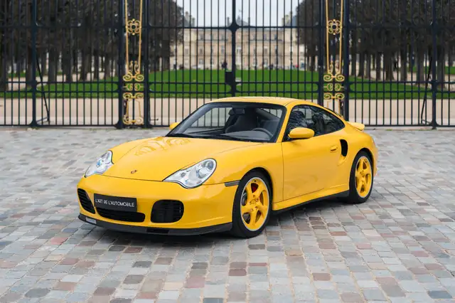 Porsche 996 Turbo - Speed Yellow, manual, no sunroof