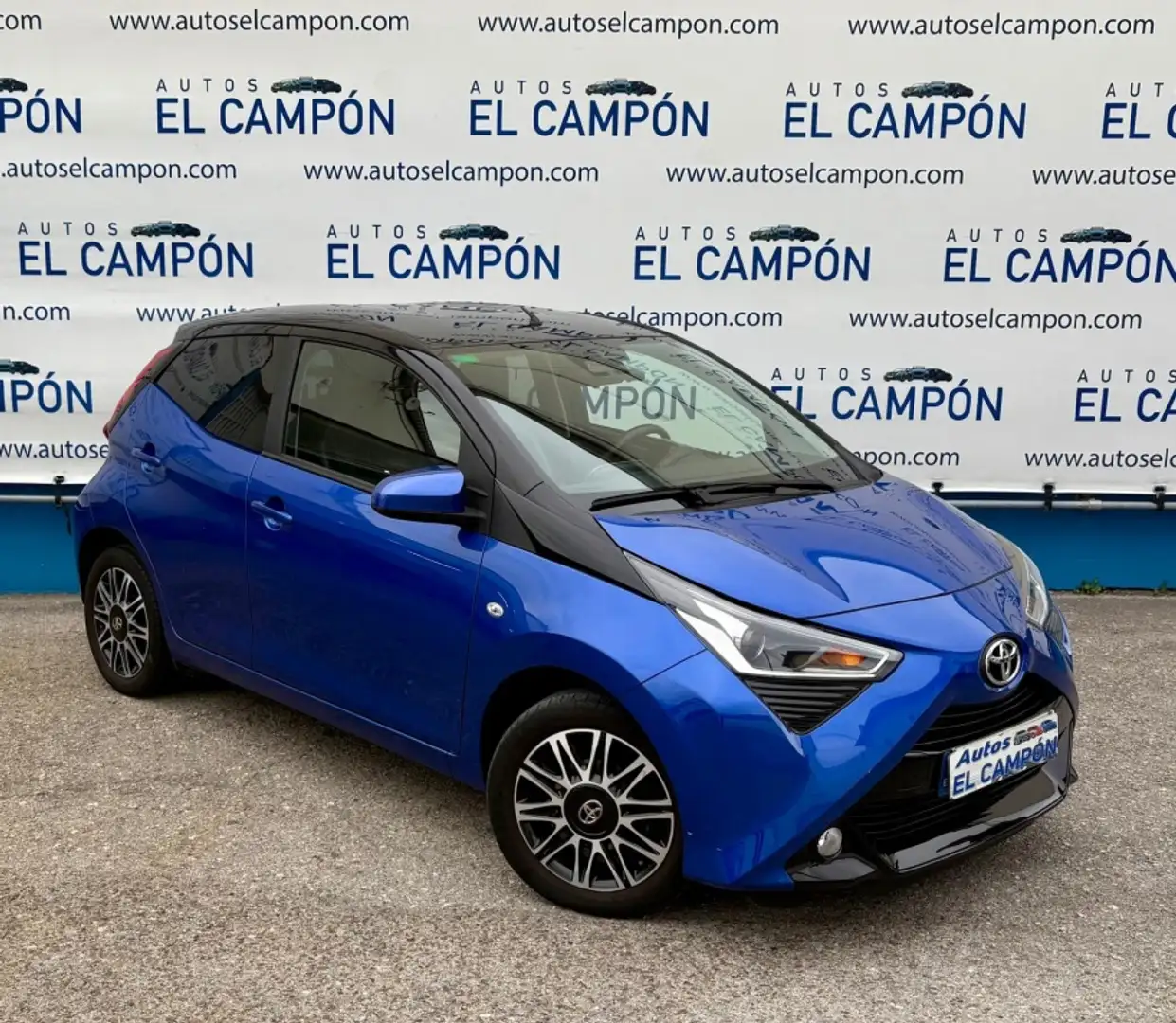 Toyota Aygo 70 x-clusiv x-shift Bleu - 2