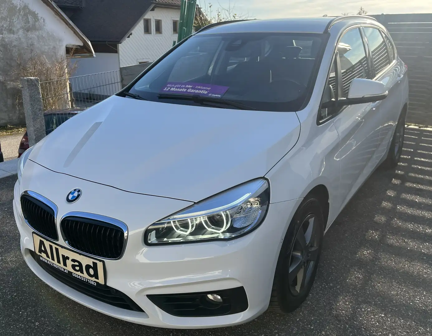 BMW 218 218 d xDrive Active Tourer LED AHK-abnehmbar PTC Weiß - 1