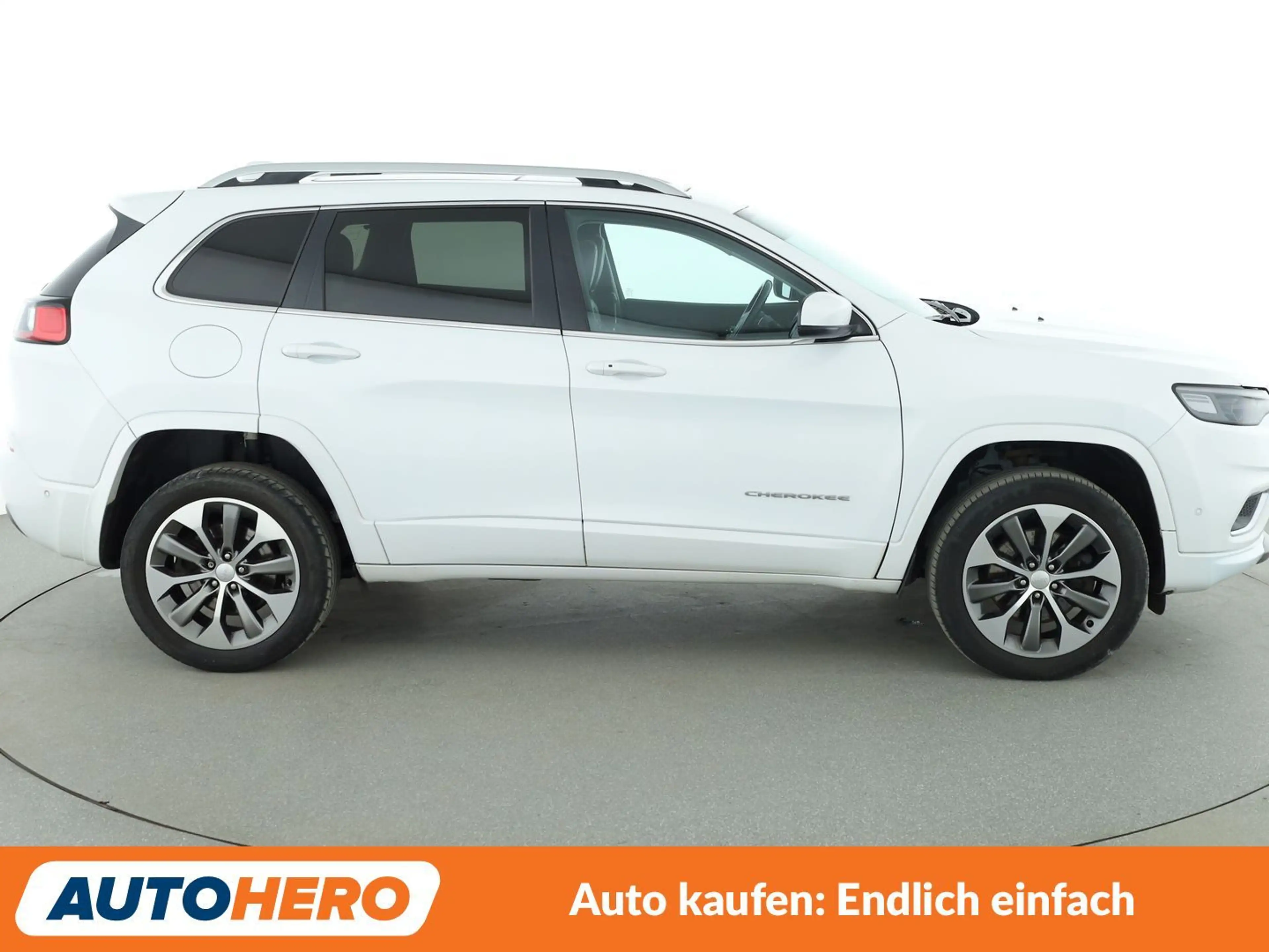 Jeep Cherokee 2.2 M-Jet Overland 4WD Aut. *NAVI*BI-XENON*PDC* — photo 7