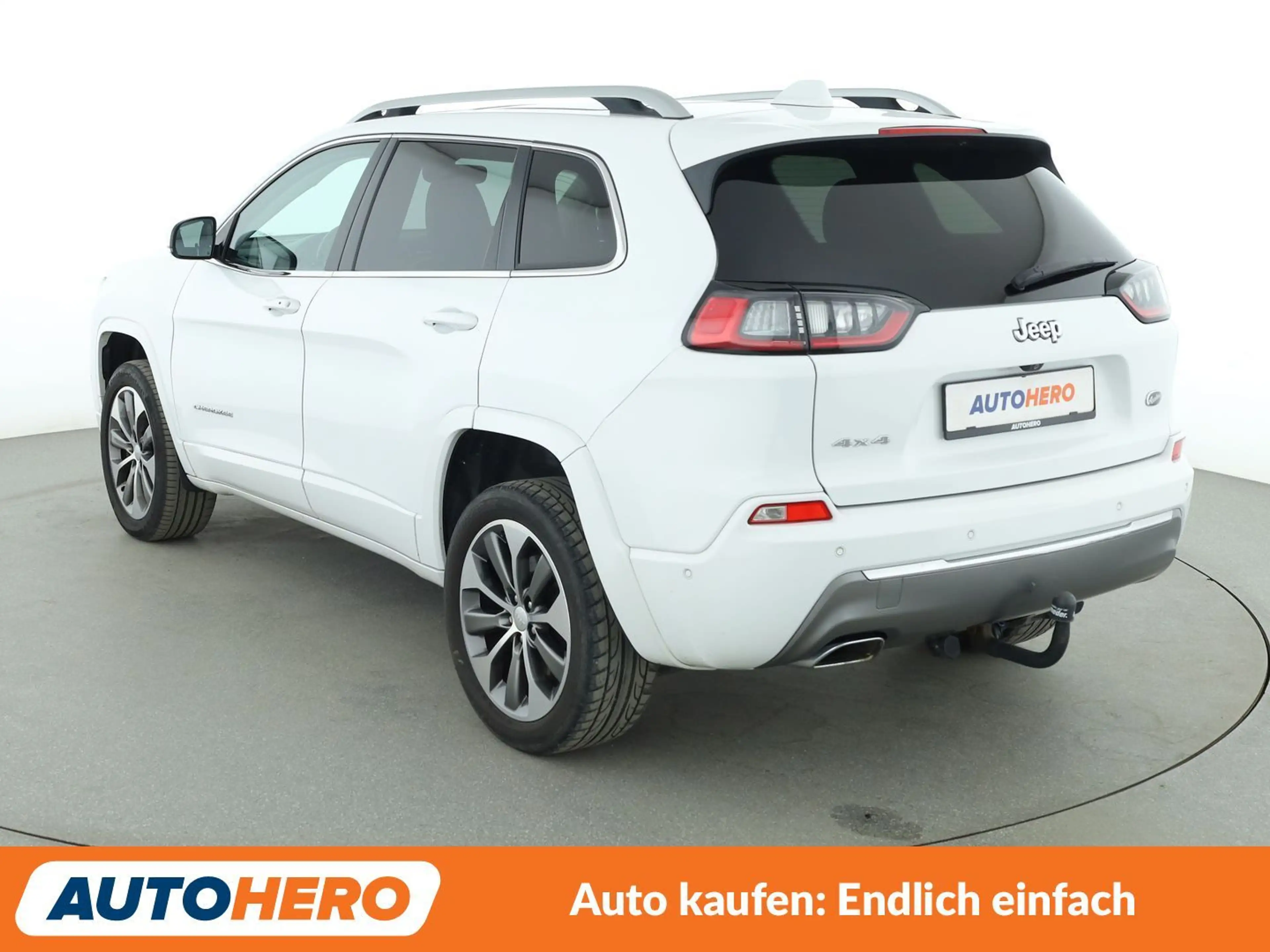 Jeep Cherokee 2.2 M-Jet Overland 4WD Aut. *NAVI*BI-XENON*PDC* — photo 4