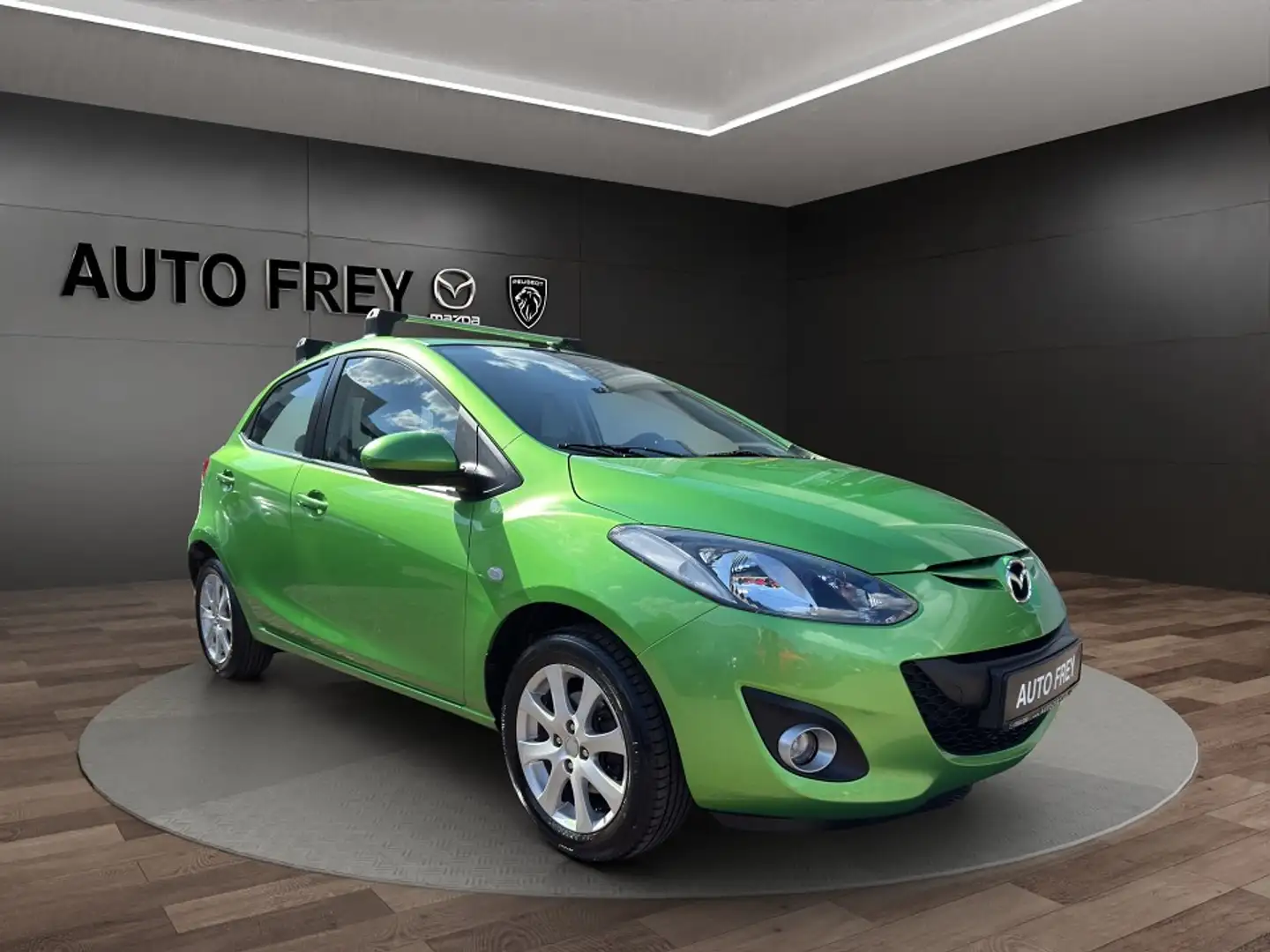 Mazda 2 1.3 Active Grün - 1