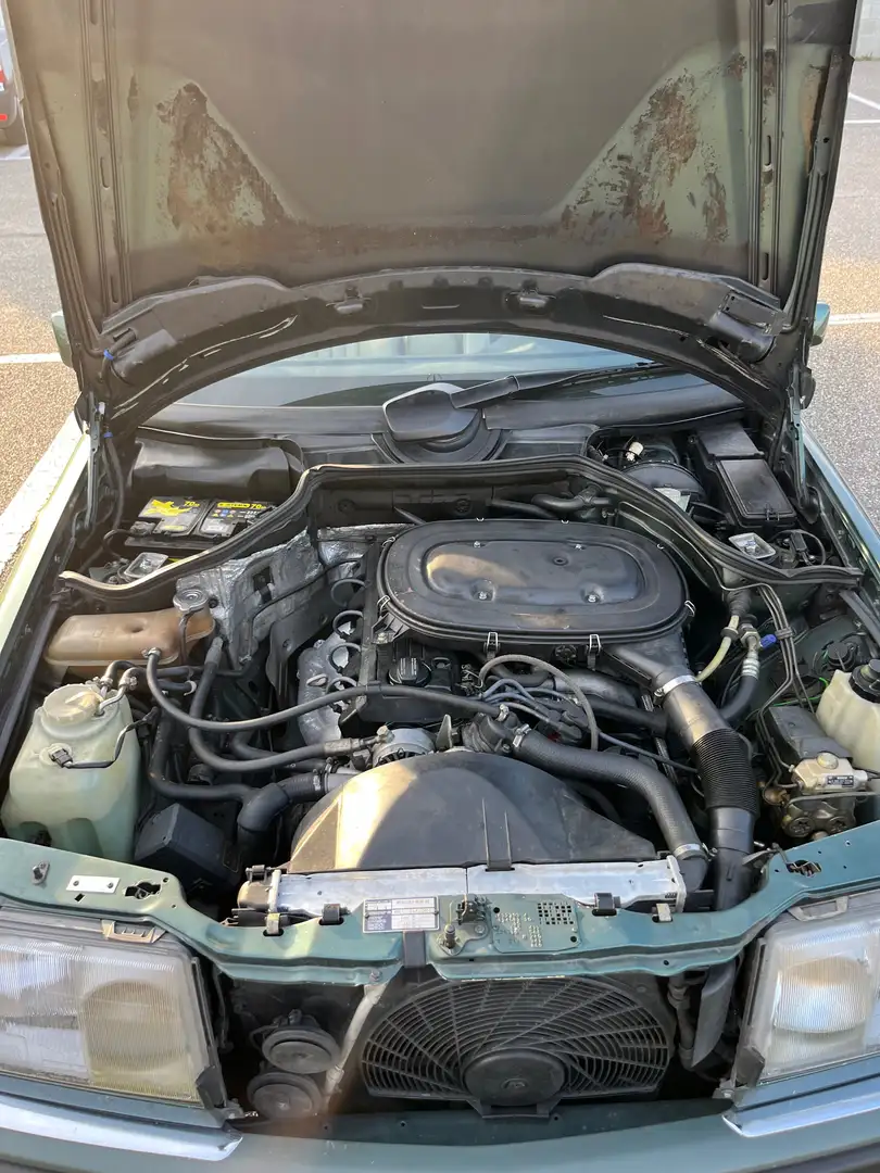 Mercedes-Benz E 200 E SW 200 TE Green - 2