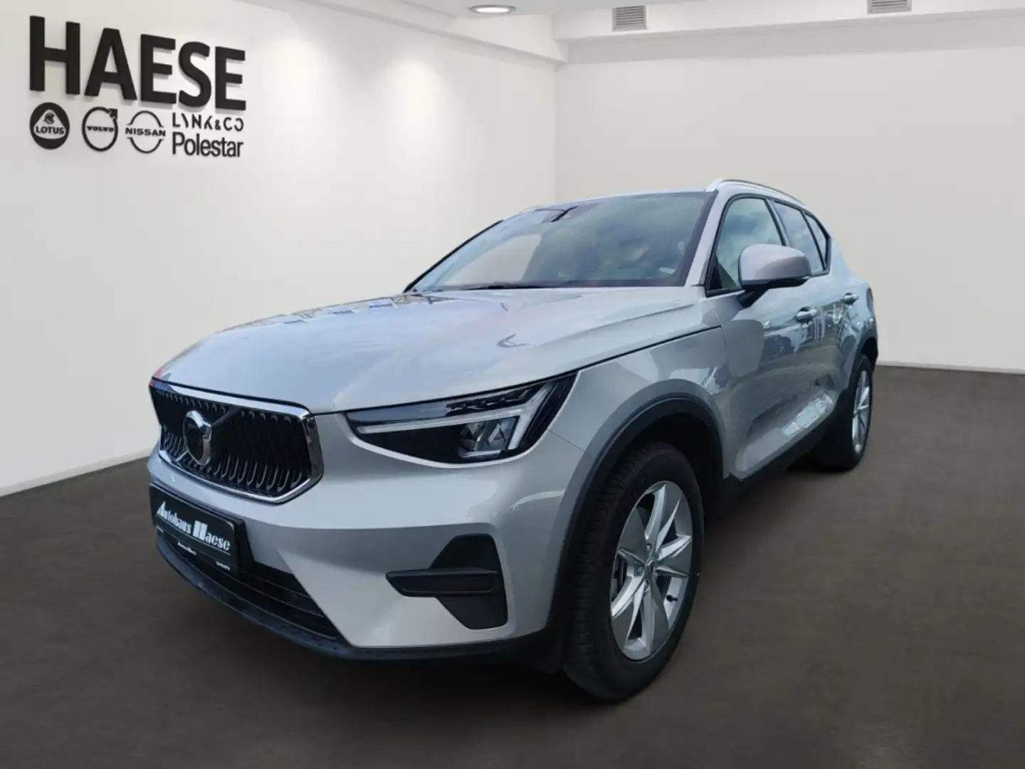 Volvo XC40 Core B3 EU6d Navi digitales Cockpit Soundsystem LE Silber - 1