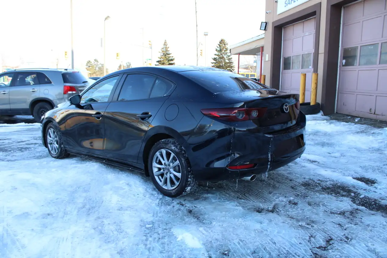 Mazda 3 photo Mazda 3
