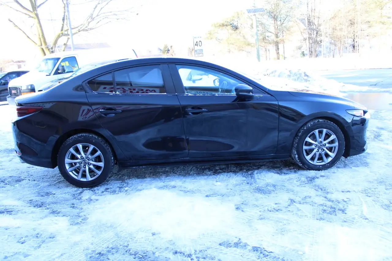 Mazda 3 photo Mazda 3