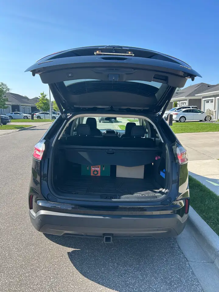 Ford Edge photo Ford Edge