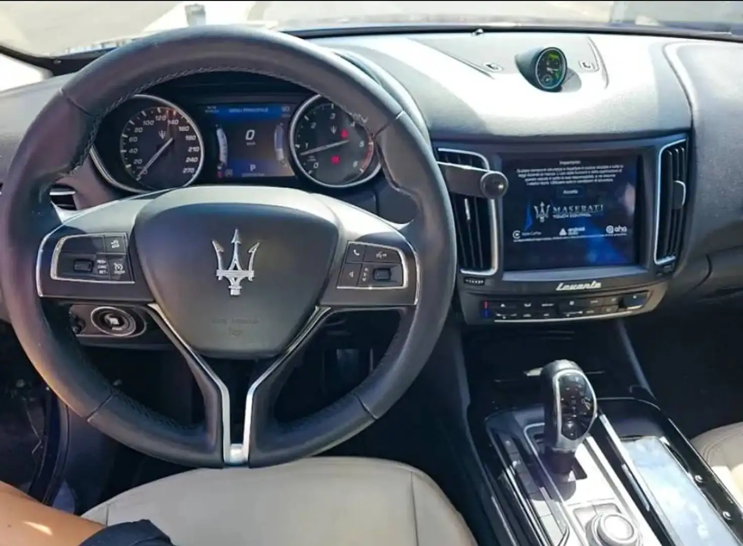 Maserati Levante Levante Diesel Aut. Azul - 2