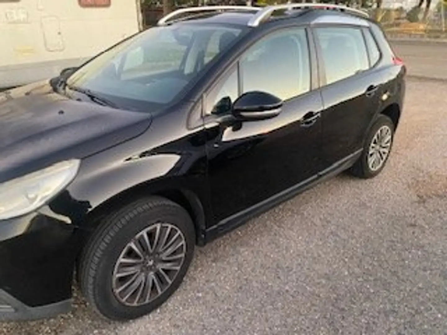Peugeot 2008 2008 1.6 bluehdi Allure s Noir - 2