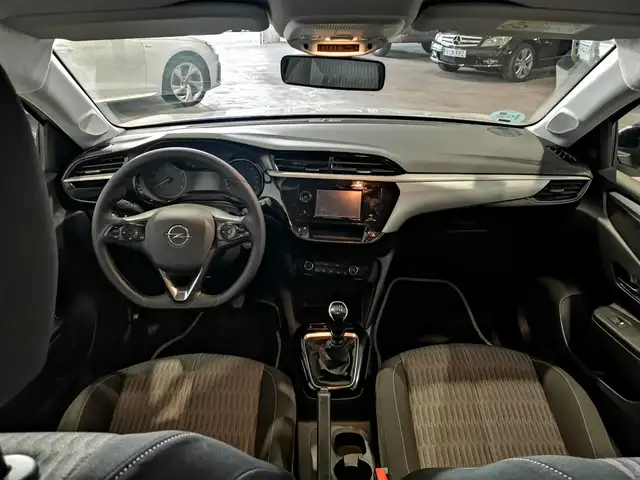 Opel Corsa view 8