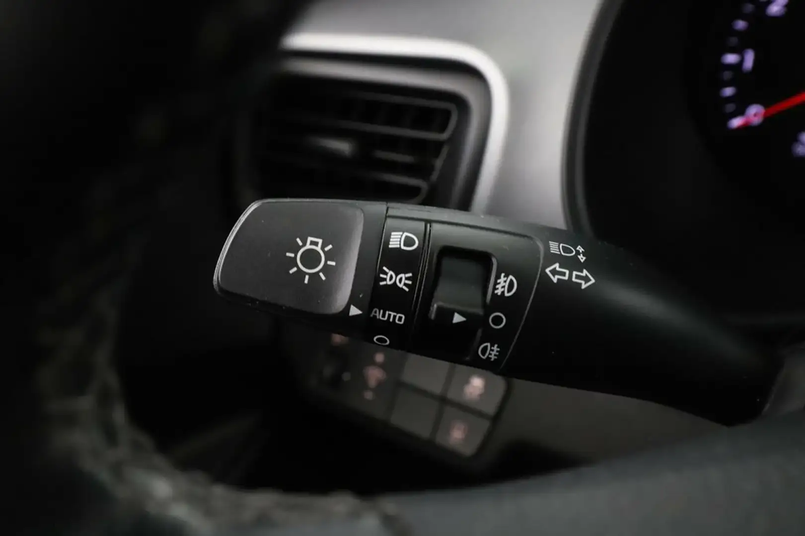 Kia Stonic 1.0 TGDI Drive Roşu - 2