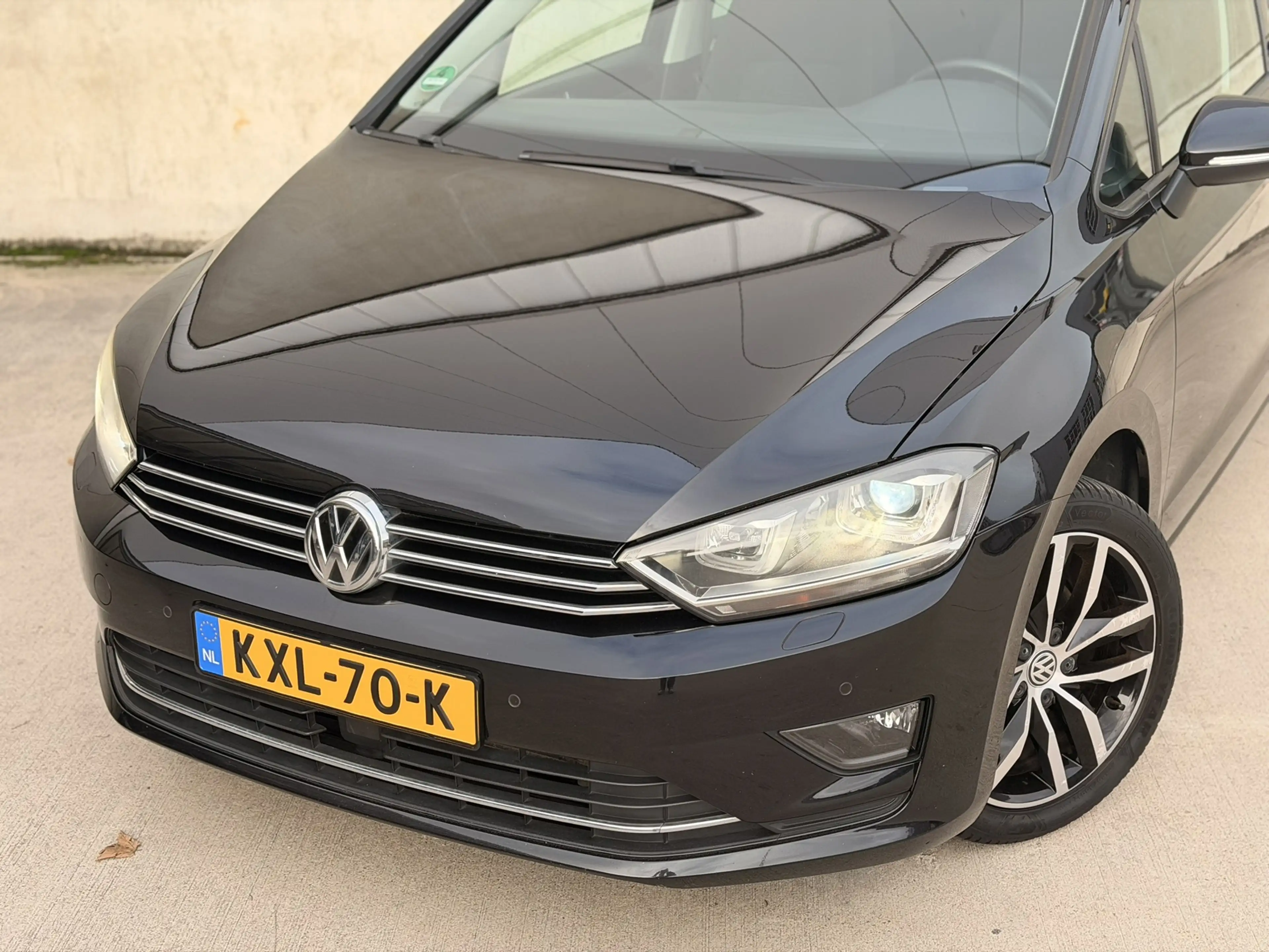 Volkswagen Golf Sportsvan 1.4 TSI Highline DSG Trekh Dynaudio ACC CarPlay — photo 2