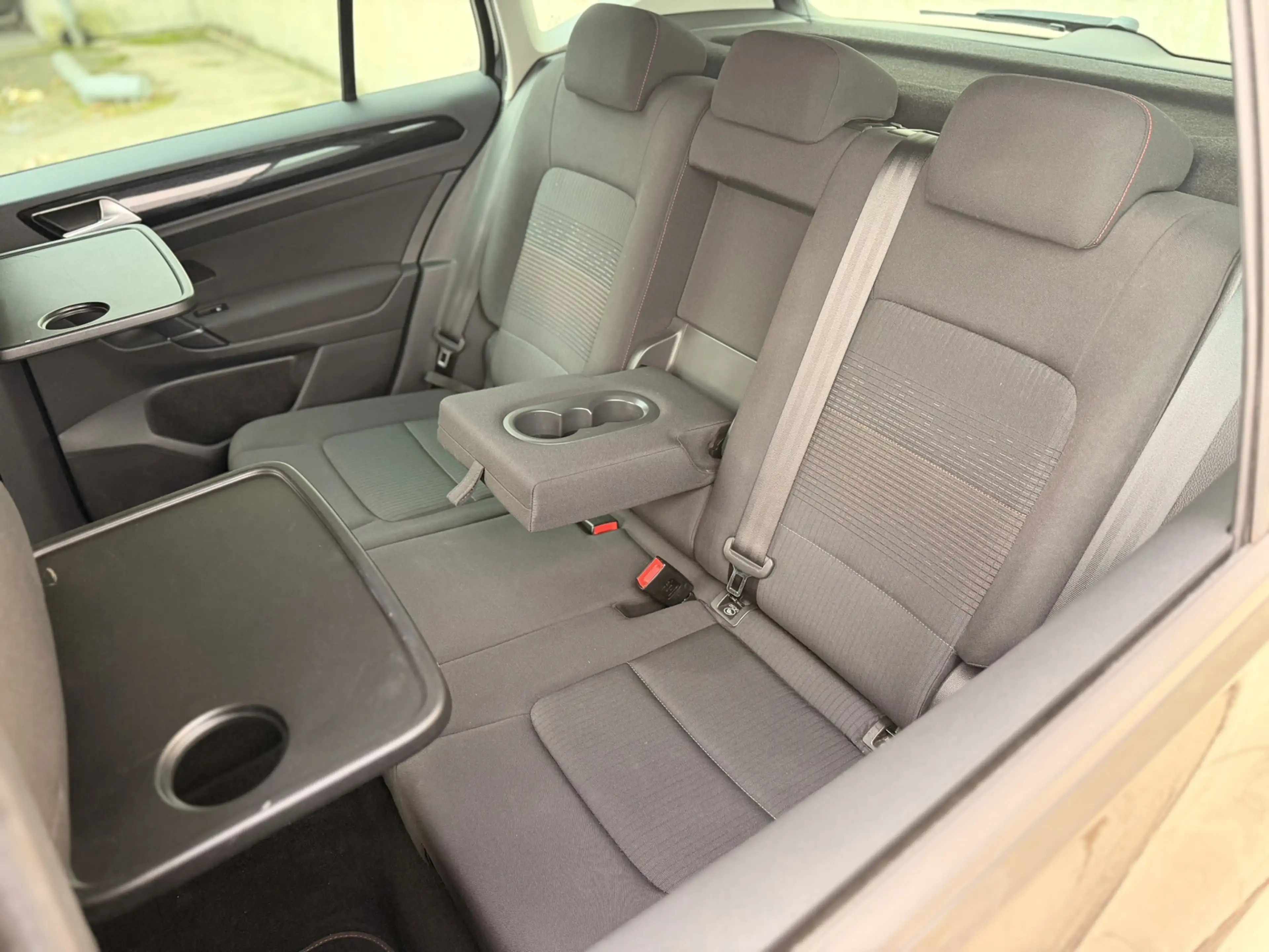 Volkswagen Golf Sportsvan 1.4 TSI Highline DSG Trekh Dynaudio ACC CarPlay — photo 10