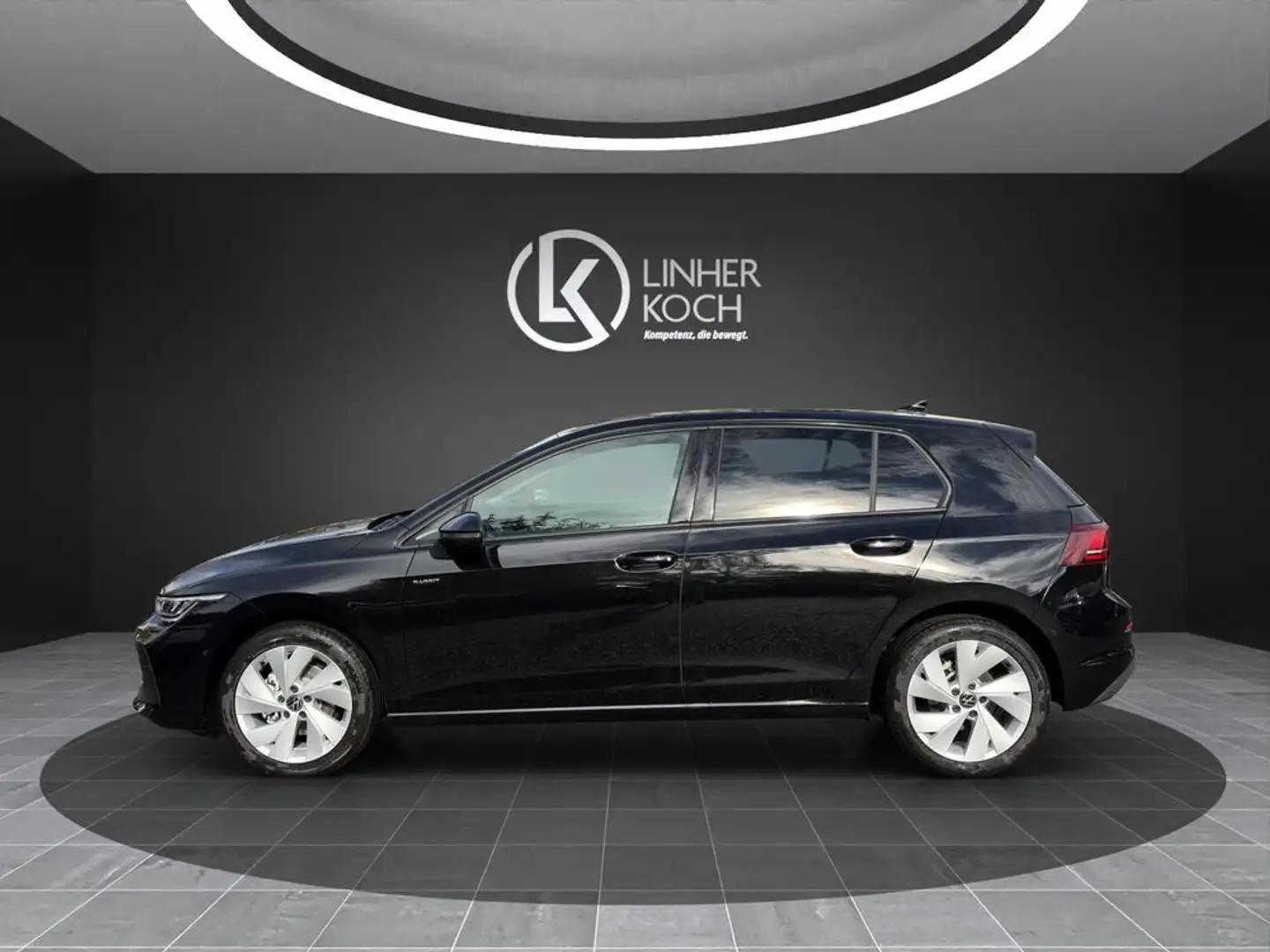 Volkswagen Golf Rabbit mHEV TSI DSG ''ergoActiveSitze+AHV+RFK'' Schwarz - 2