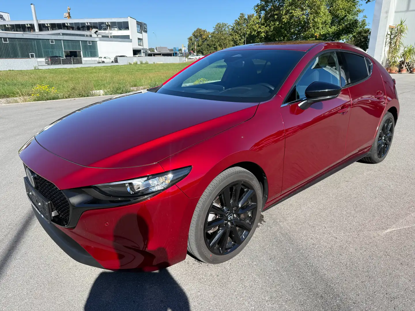 Mazda 3 e-Skyactiv G140 Homura Automatik 2,5L Rot - 1