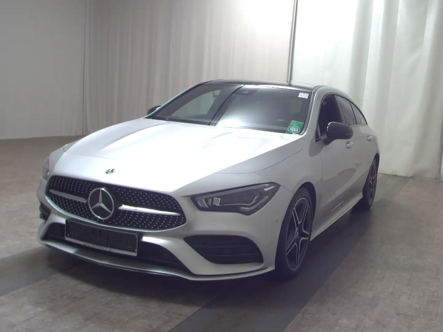 Mercedes-Benz CLA 200 SB d AMG-Line Night Navi Pano MB-LED AHK Argent - 2