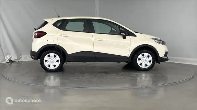 Renault Captur view 4