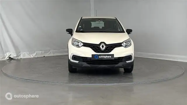 Renault Captur view 2