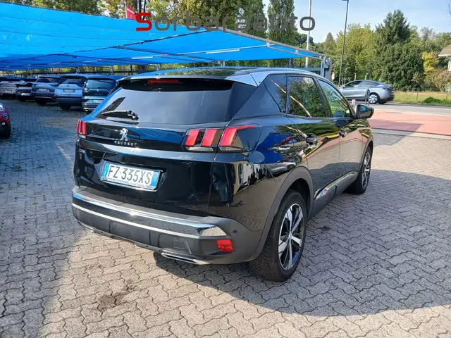 Peugeot 3008 view 5