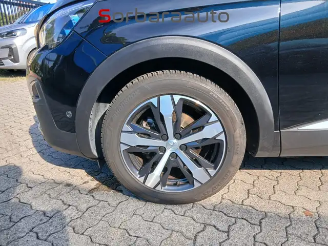 Peugeot 3008 view 8