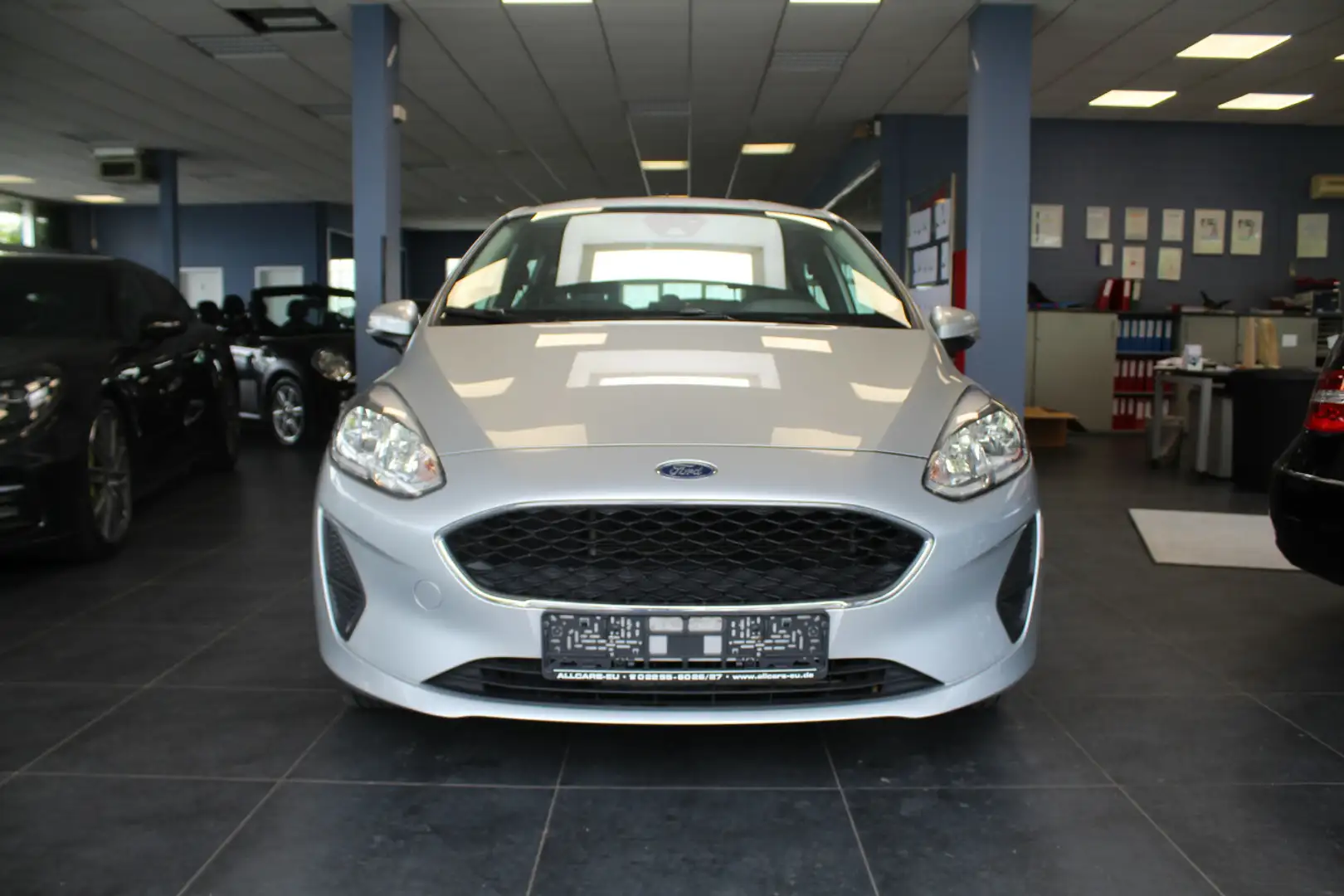 Ford Fiesta 1.1 S&S Trend Silber - 2
