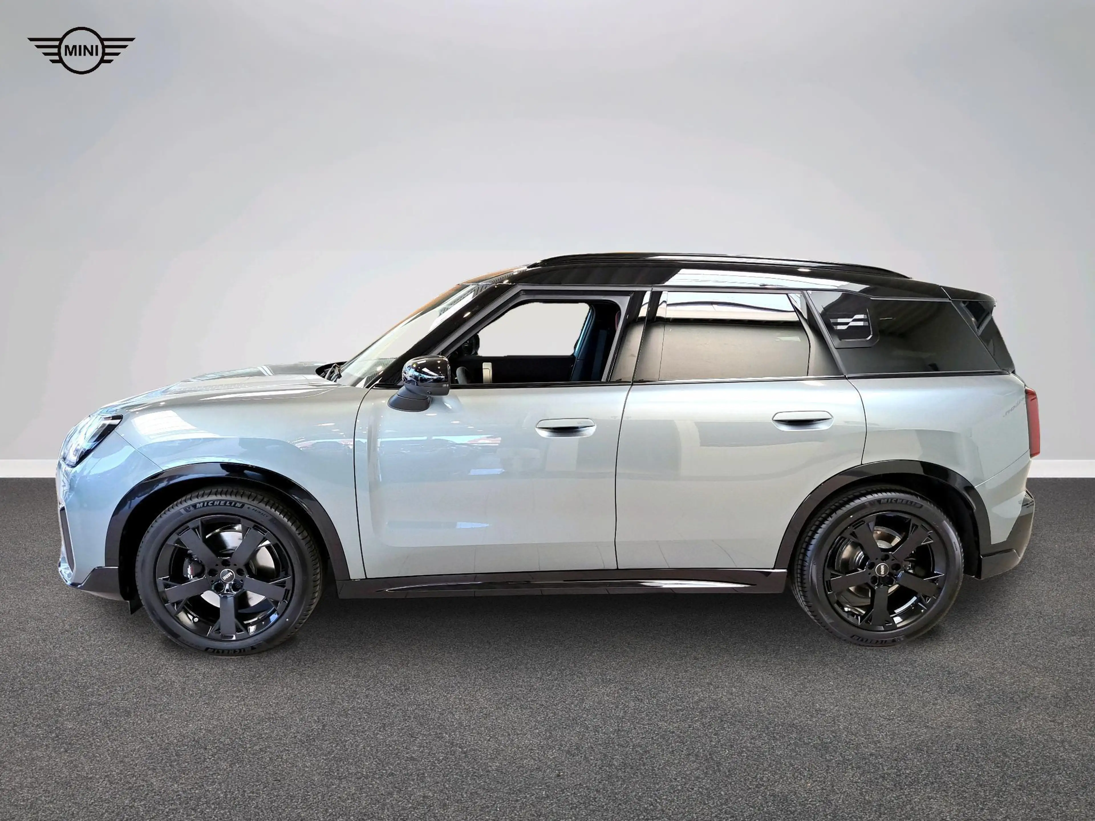 MINI Countryman C John Cooper Works Trim — photo 3