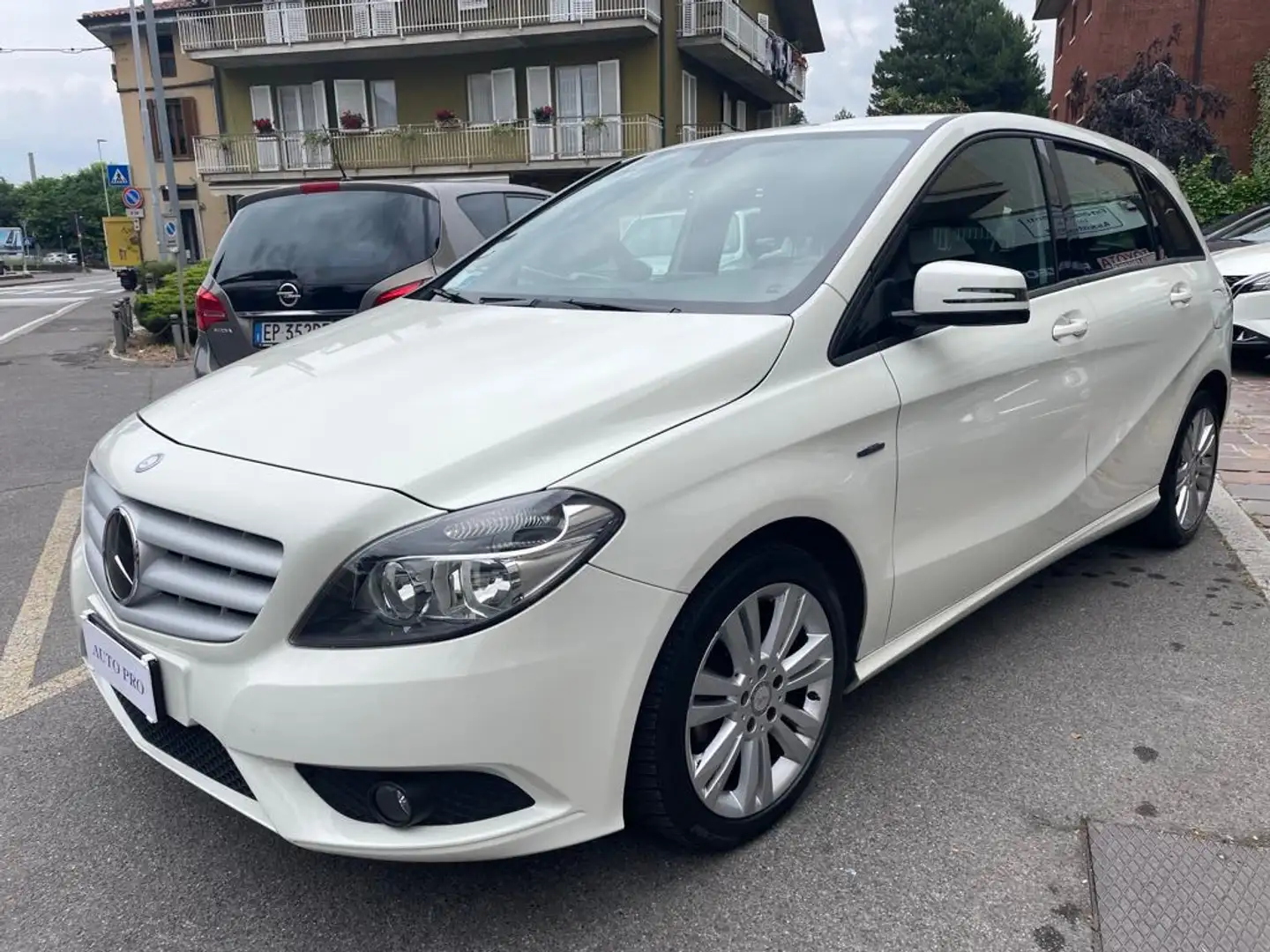 Mercedes-Benz B 180 SUPER OCCASIONE Bianco - 2