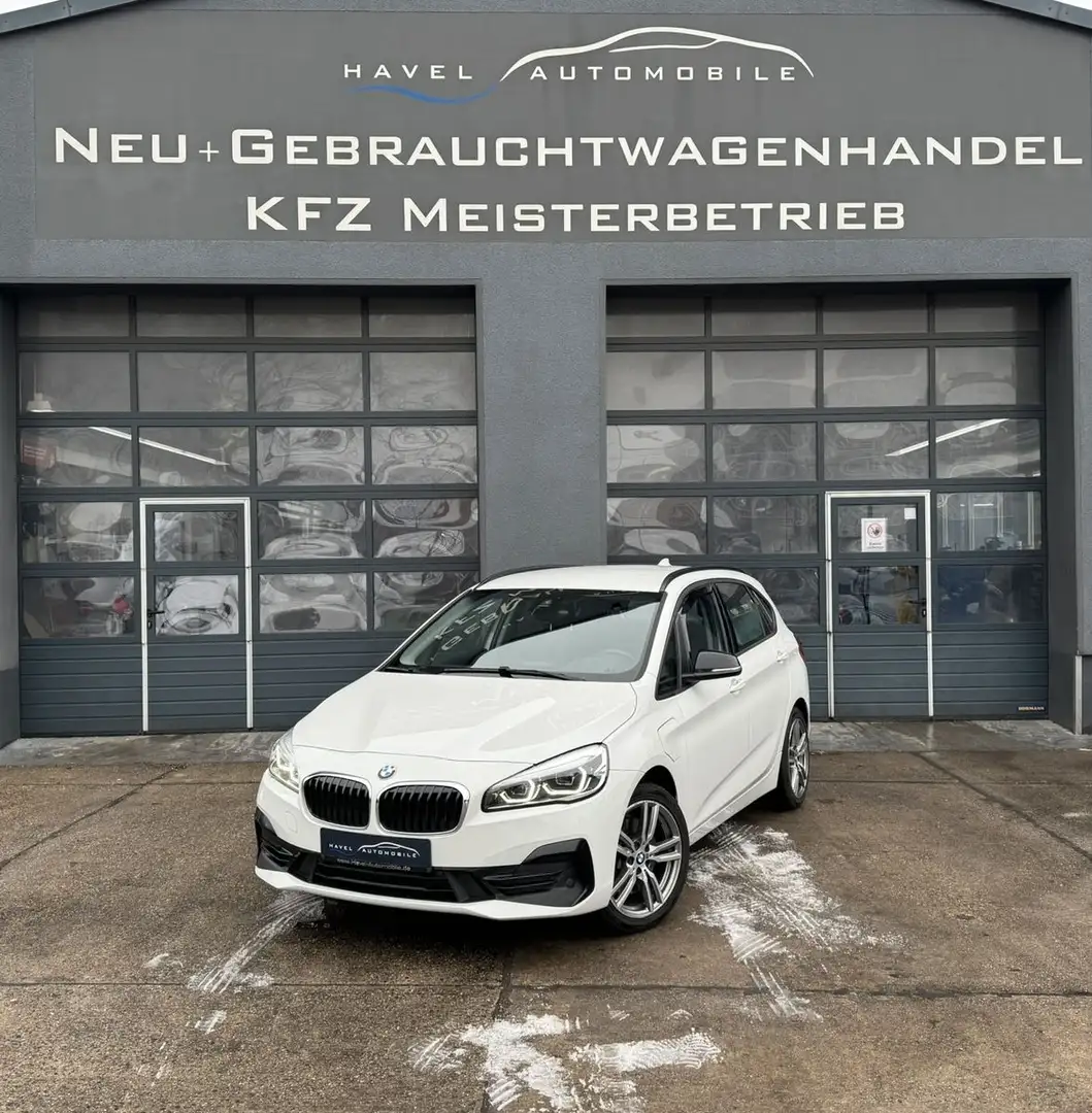 BMW 225 225xe Active Tourer Sport Line Kamera LED Sitzhz Weiß - 1