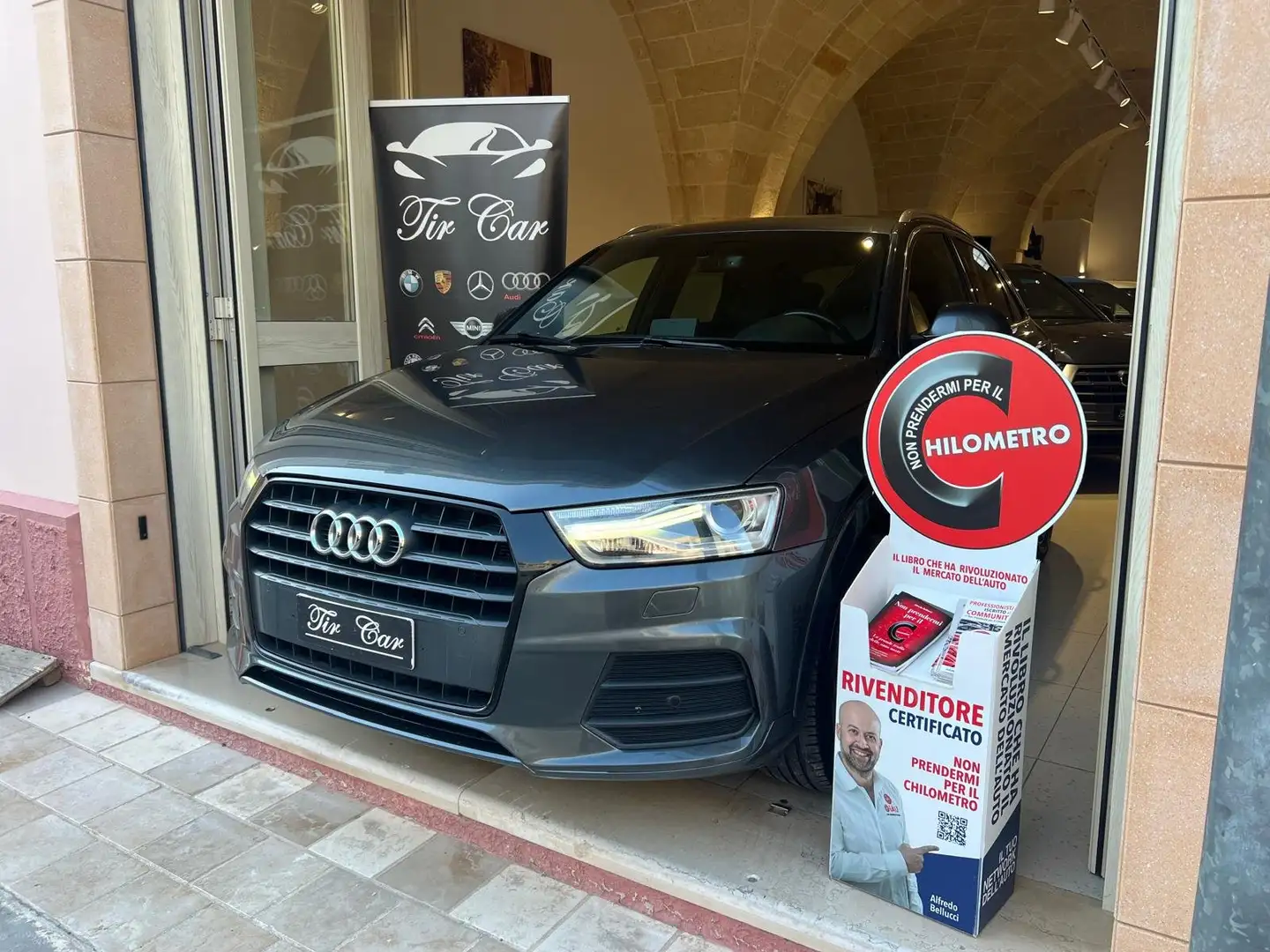 Audi Q3 Q3 2.0 tdi S-Line 150cv Grigio - 1