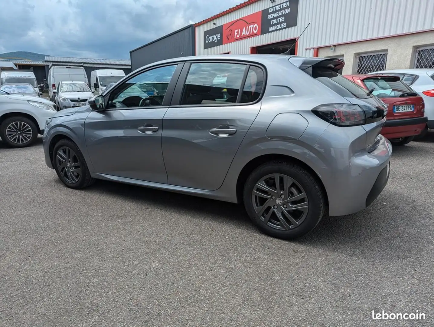 Peugeot 208 1.5 blue hdi 100 active business Grigio - 2